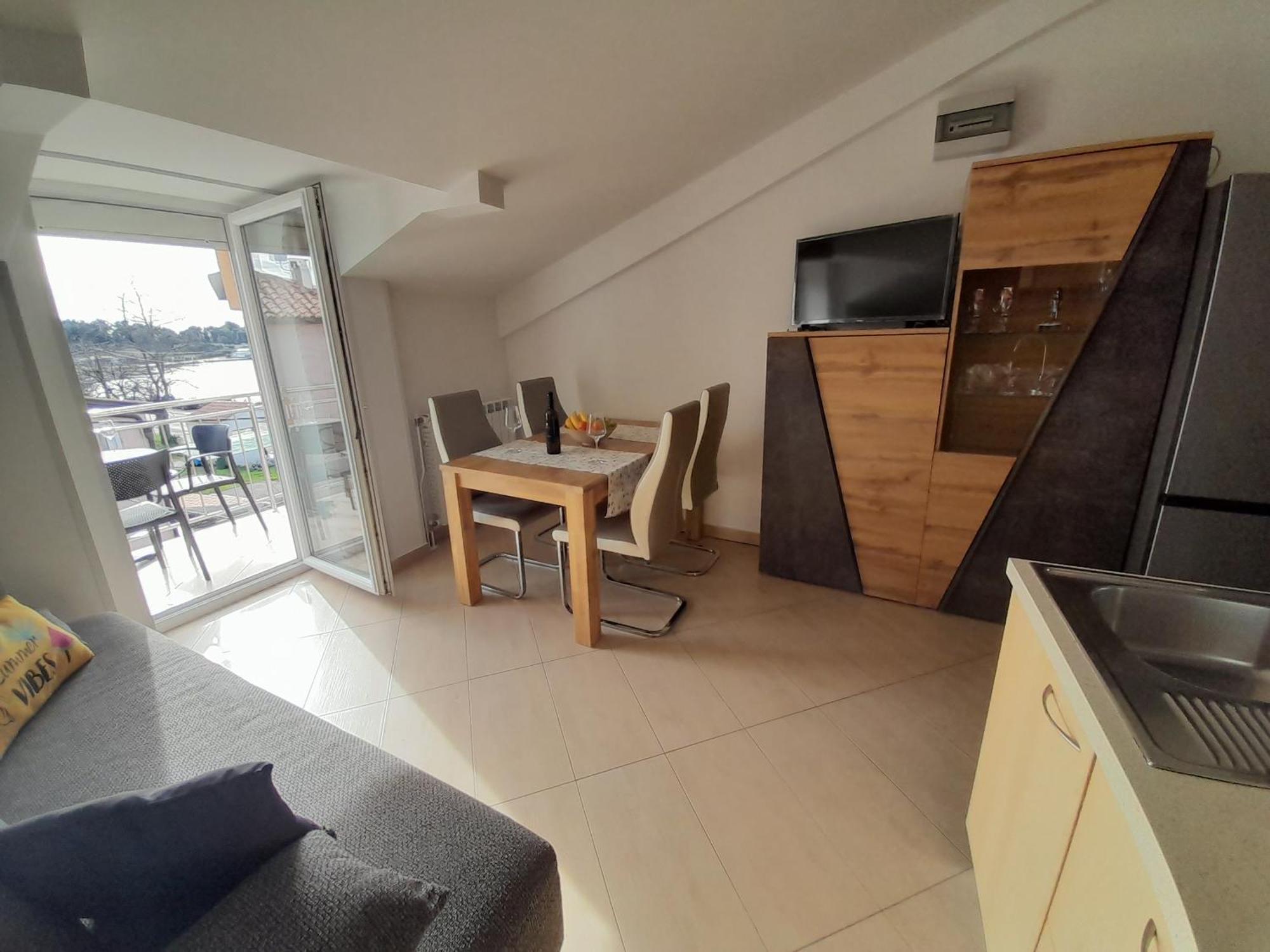 Apartman Voch Zambratija  Exteriör bild
